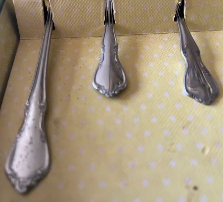 Vintage Oneida ToddleTime 6-Piece Stainless Steel Baby/Toddler Flatware Set – Original Box, Never Used - Image 3