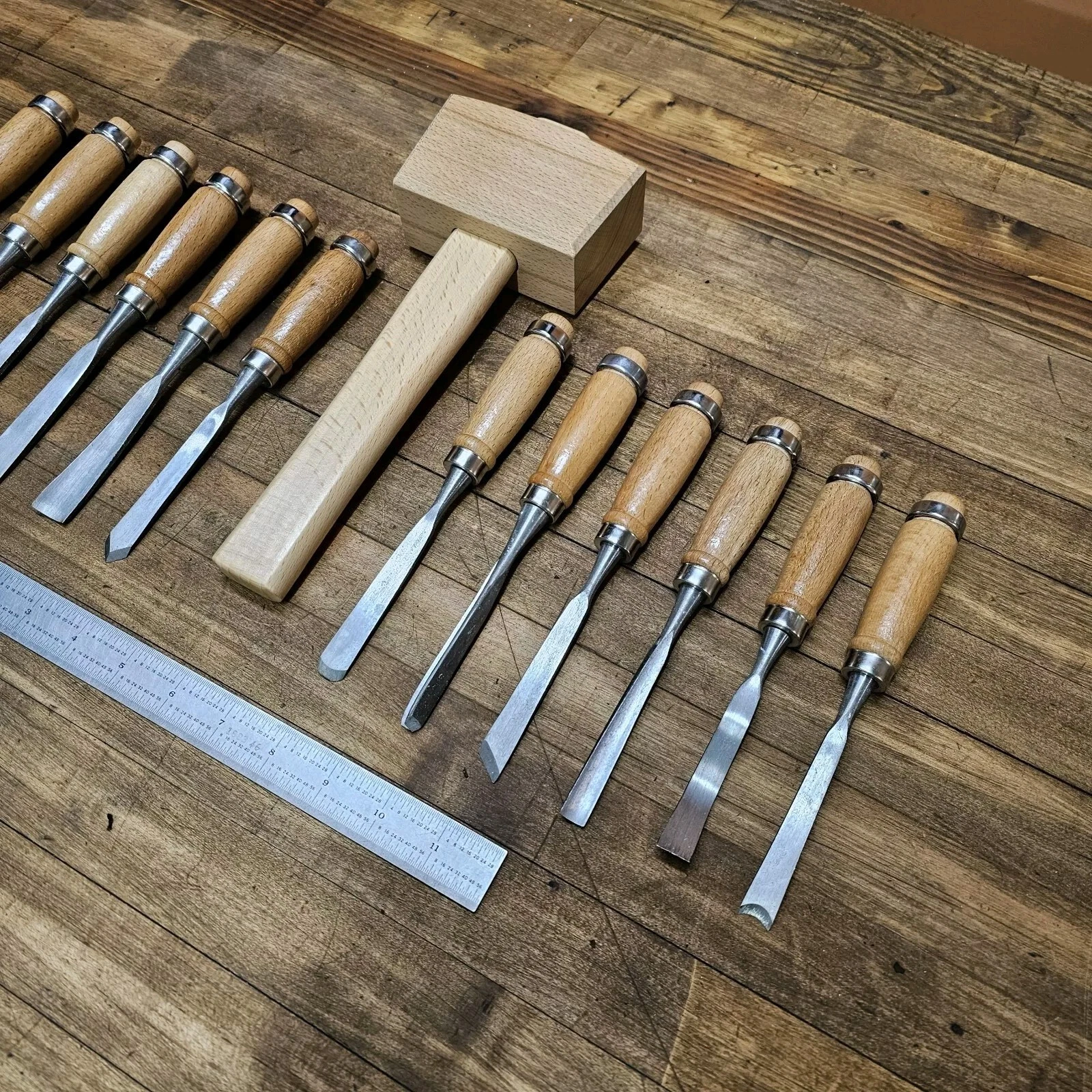 Vintage-Style Woodworking Chisel & Gouge Set with Hard Maple Mallet – New, 3-Piece Set - Image 2