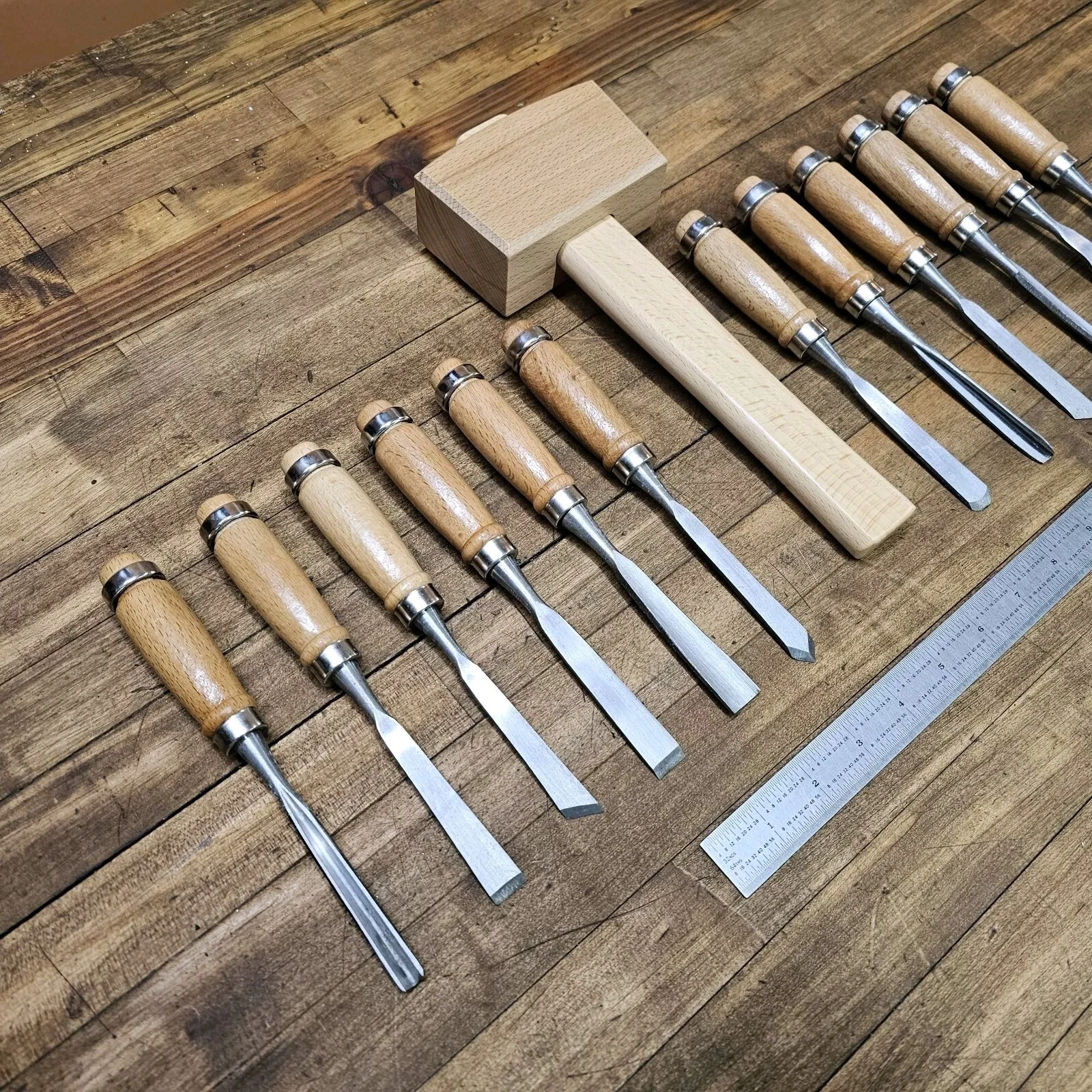 Vintage-Style Woodworking Chisel & Gouge Set with Hard Maple Mallet – New, 3-Piece Set - Image 3