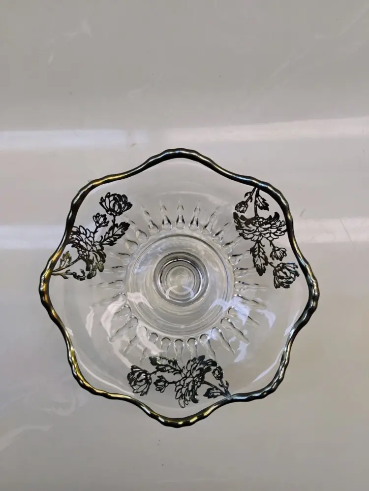 Vintage Silver City "Flanders Poppies" Pedestal Glass Bowl – Silver Overlay Mid-Century Dish - Image 2