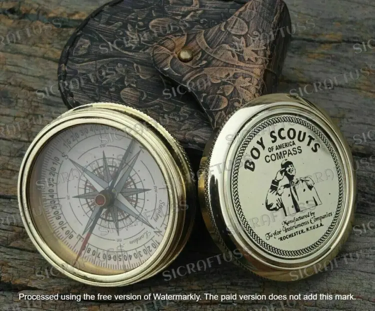 Vintage Boy Scouts of America Brass Compass by Taylor Instruments – Magnetic, Engraved, in Wooden Box - Image 2