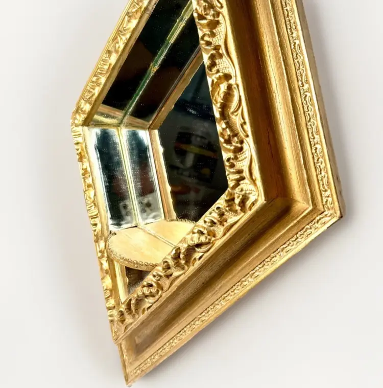 Rare Victorian Gilt Wood Diamond-Shaped Hanging Shadow Box Mirror – Antique Gold Frame - Image 2